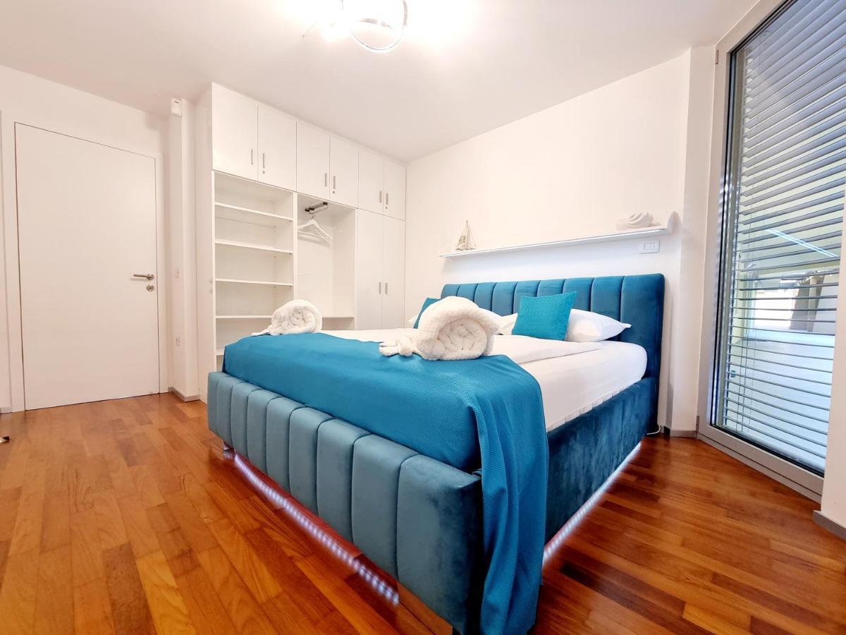 Vip Apartment Порторож Экстерьер фото
